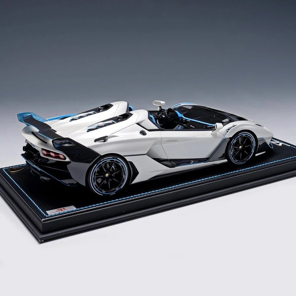 [MR Collection] 1:18 Lamborghini 2020 SC20 White Model Car Resin
