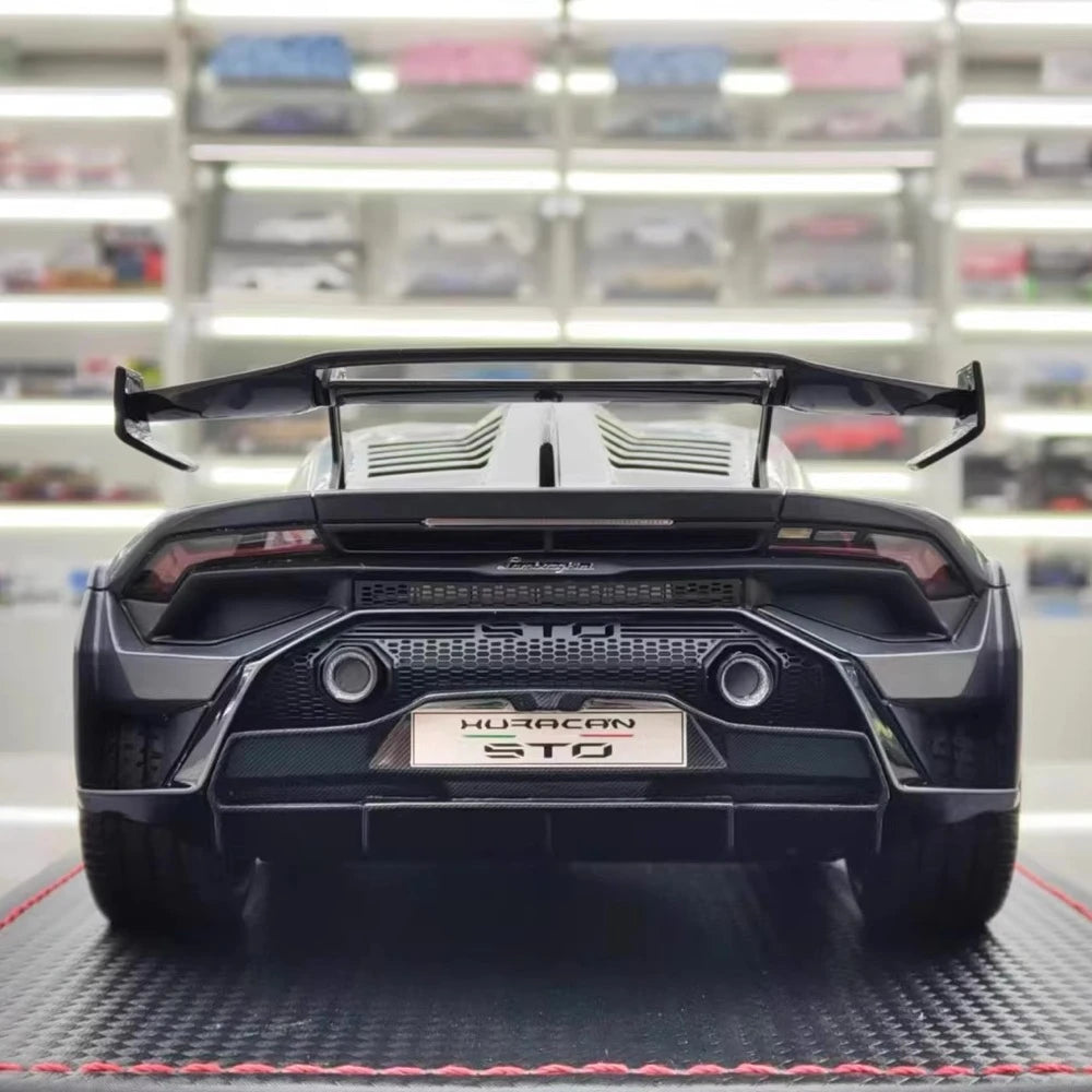 [MR Collection] 1:18 Lamborghini 2021 Huracan STO Gray Model Car Resin