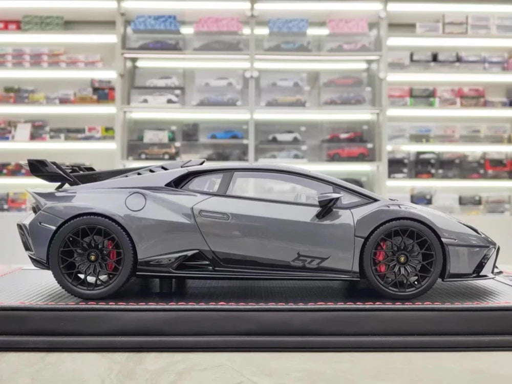 [MR Collection] 1:18 Lamborghini 2021 Huracan STO Gray Model Car Resin