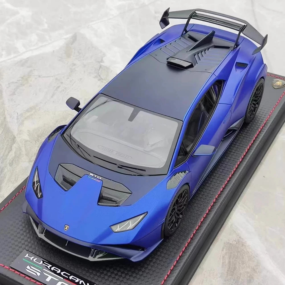 [MR Collection] 1:18 Lamborghini 2021 Huracan STO Blue Model Car Resin