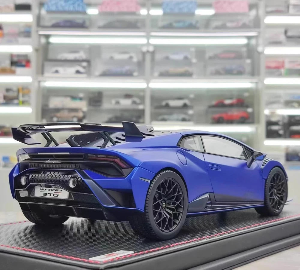[MR Collection] 1:18 Lamborghini 2021 Huracan STO Blue Model Car Resin
