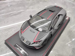 [MR Collection] 1:18 Lamborghini 2022 Huracan Sterrato grigio modellino di auto resina