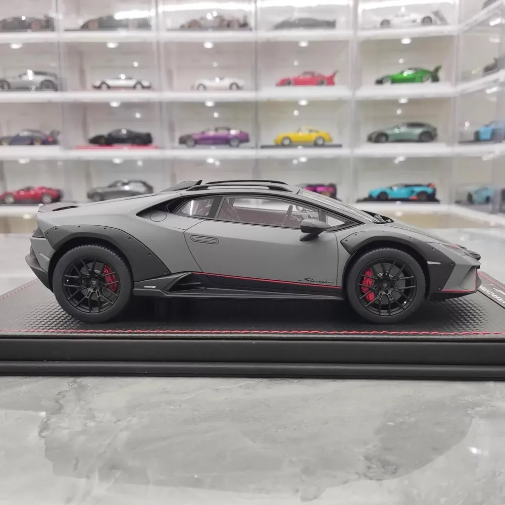 [MR Collection] 1:18 Lamborghini 2022 Huracan Sterrato grigio modellino di auto resina
