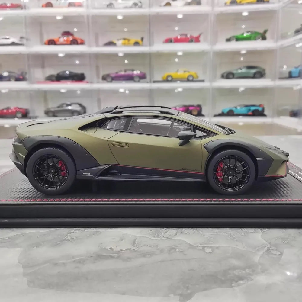 [MR Collection] 1:18 Lamborghini 2022 Huracan Sterrato verde modellino di auto resina