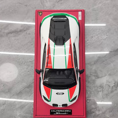 [MR Collection] 1:18 Lamborghini 2022 Huracan Sterrato Italy Model Car Resin