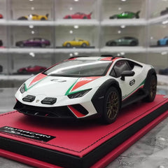 [MR Collection] 1:18 Lamborghini 2022 Huracan Sterrato Italy Model Car Resin