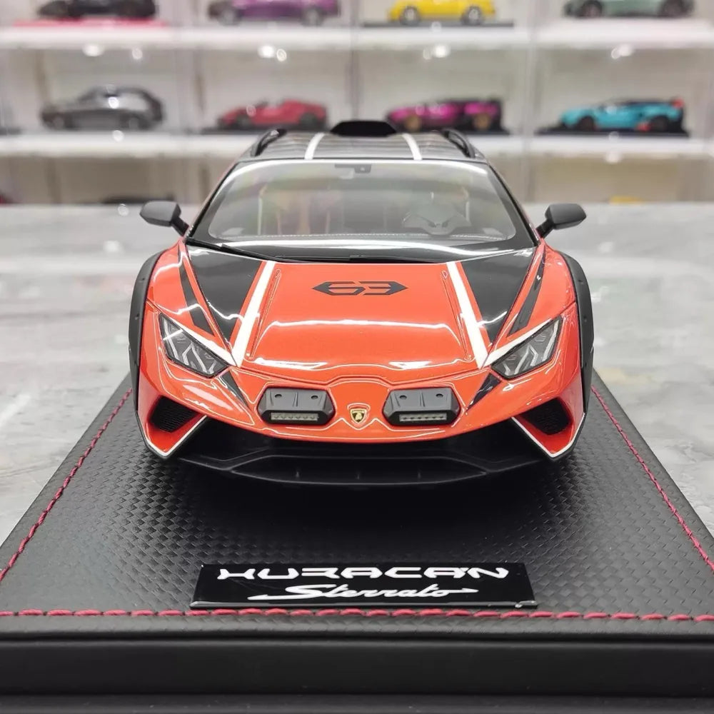 [MR Collection] 1:18 Lamborghini 2022 Huracan Sterrato Orange Model Car Resin