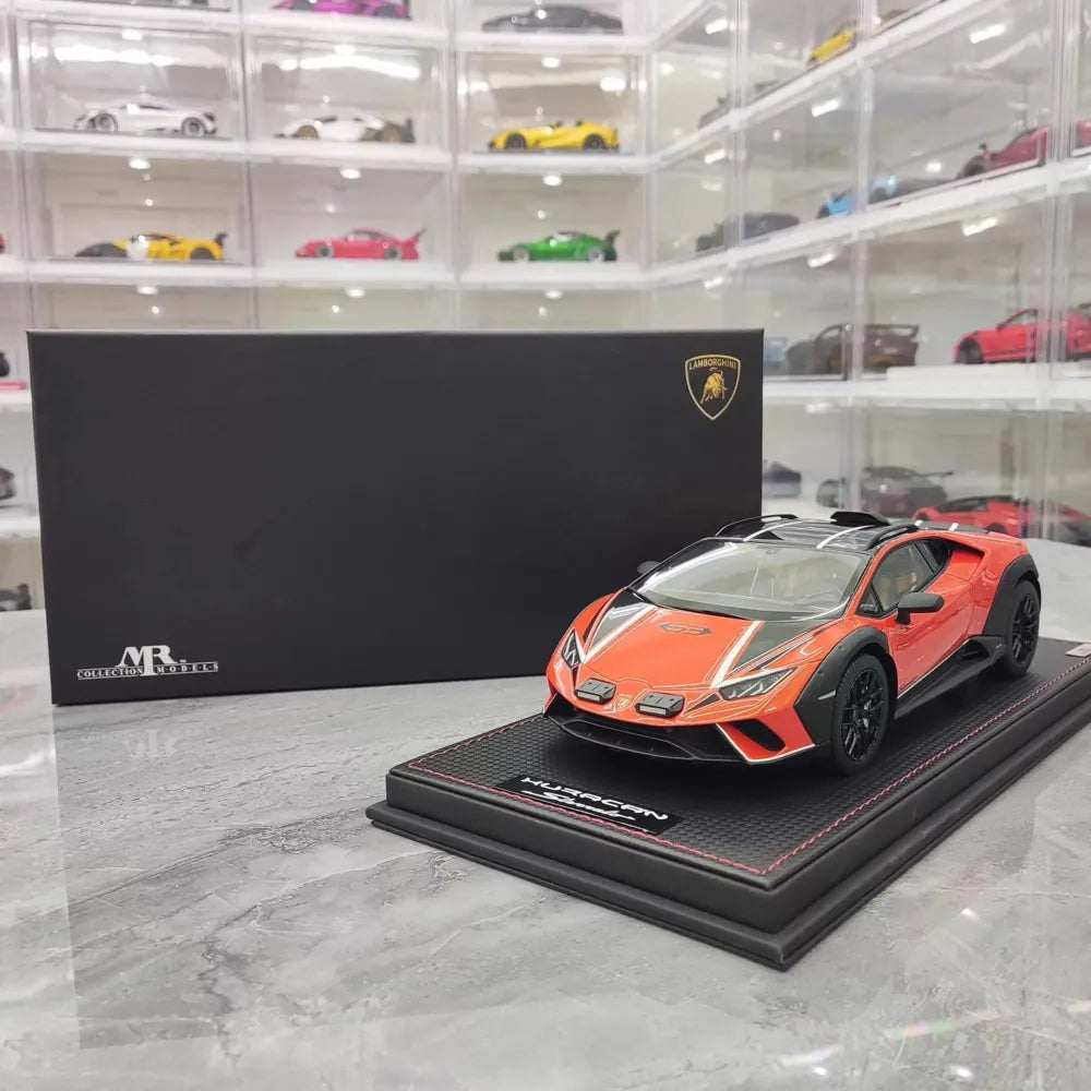 [MR Collection] 1:18 Lamborghini 2022 Huracan Sterrato Orange Model Car Resin