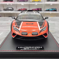 [MR Collection] 1:18 Lamborghini 2022 Huracan Sterrato Orange Model Car Resin