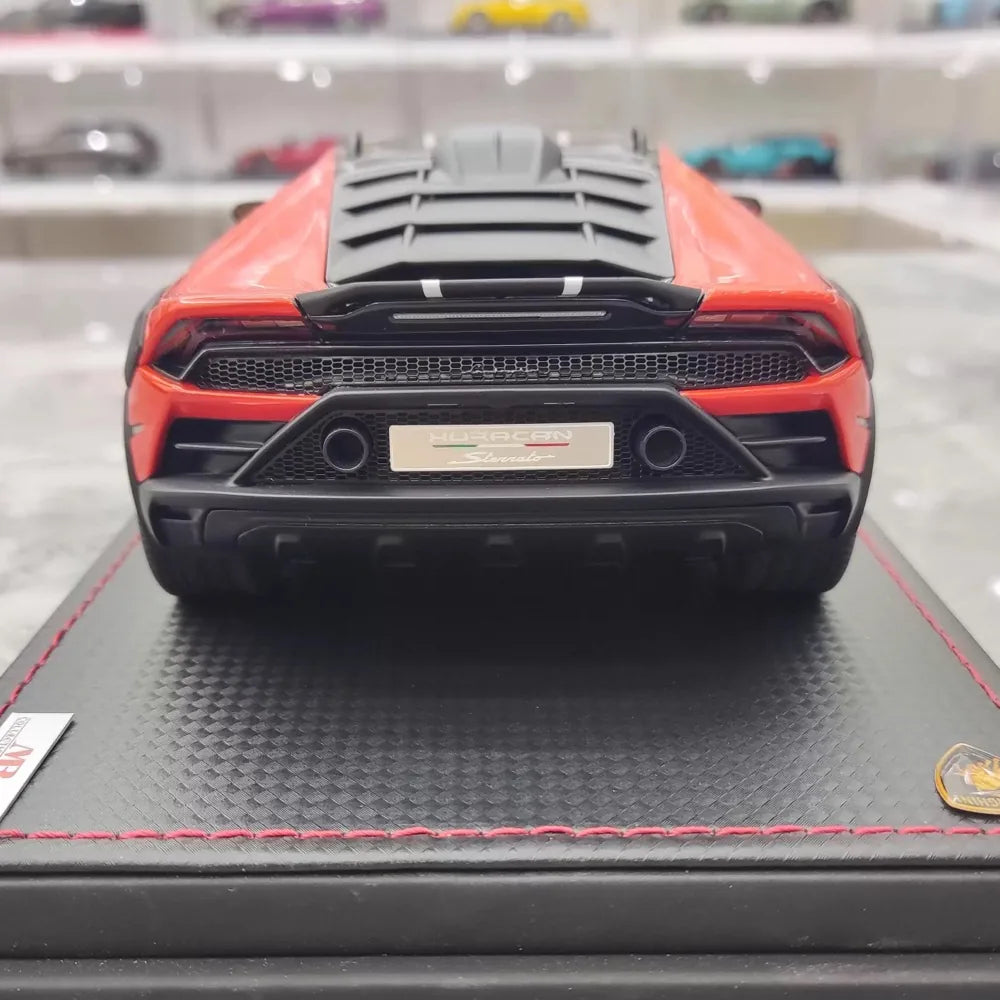 [MR Collection] 1:18 Lamborghini 2022 Huracan Sterrato Orange Model Car Resin