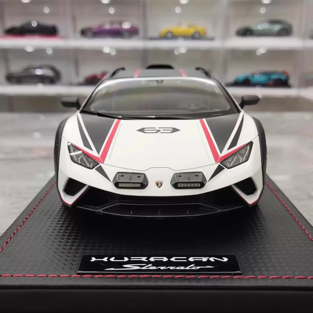 [MR Collection] 1:18 Lamborghini 2022 Huracan Sterrato ホワイト モデルカー レジン