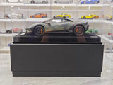 [MR Collection] 1:18 Lamborghini 2023 Huracan Sterrato Green Model Car Resin