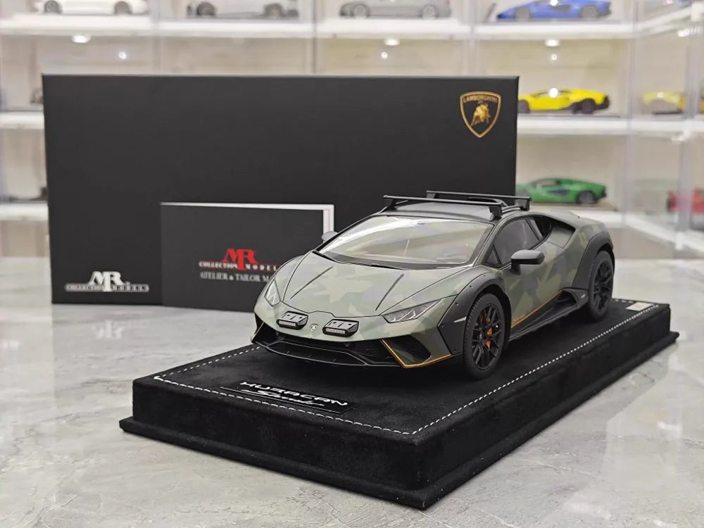 [MR Collection] 1:18 Lamborghini 2023 Huracan Sterrato Green Model Car Resin