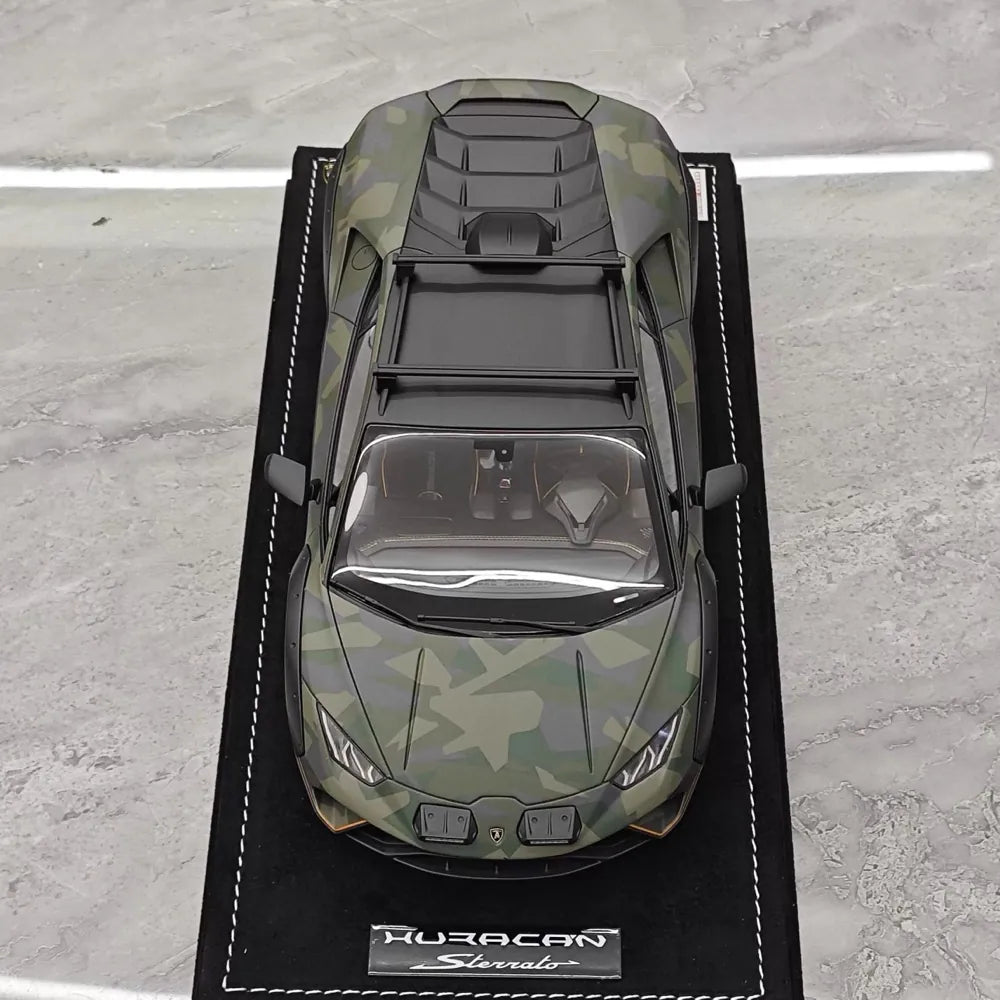[MR Collection] 1:18 Lamborghini 2023 Huracan Sterrato verde modellino di auto resina
