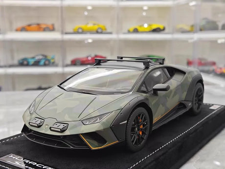 [MR Collection] 1:18 Lamborghini 2023 Huracan Sterrato Green Model Car Resin