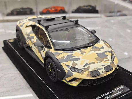 [MR Collection] 1:18 Lamborghini 2023 Huracan Sterrato Yellow Model Car Resin