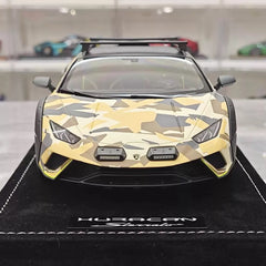 [MR Collection] 1:18 Lamborghini 2023 Huracan Sterrato Yellow Model Car Resin