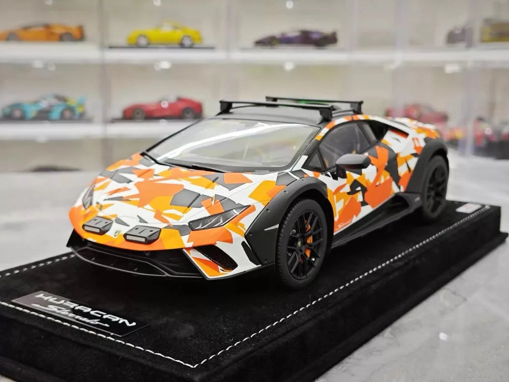 [MR Collection] 1:18 Lamborghini 2023 Huracan Sterrato Orange Model Car Resin