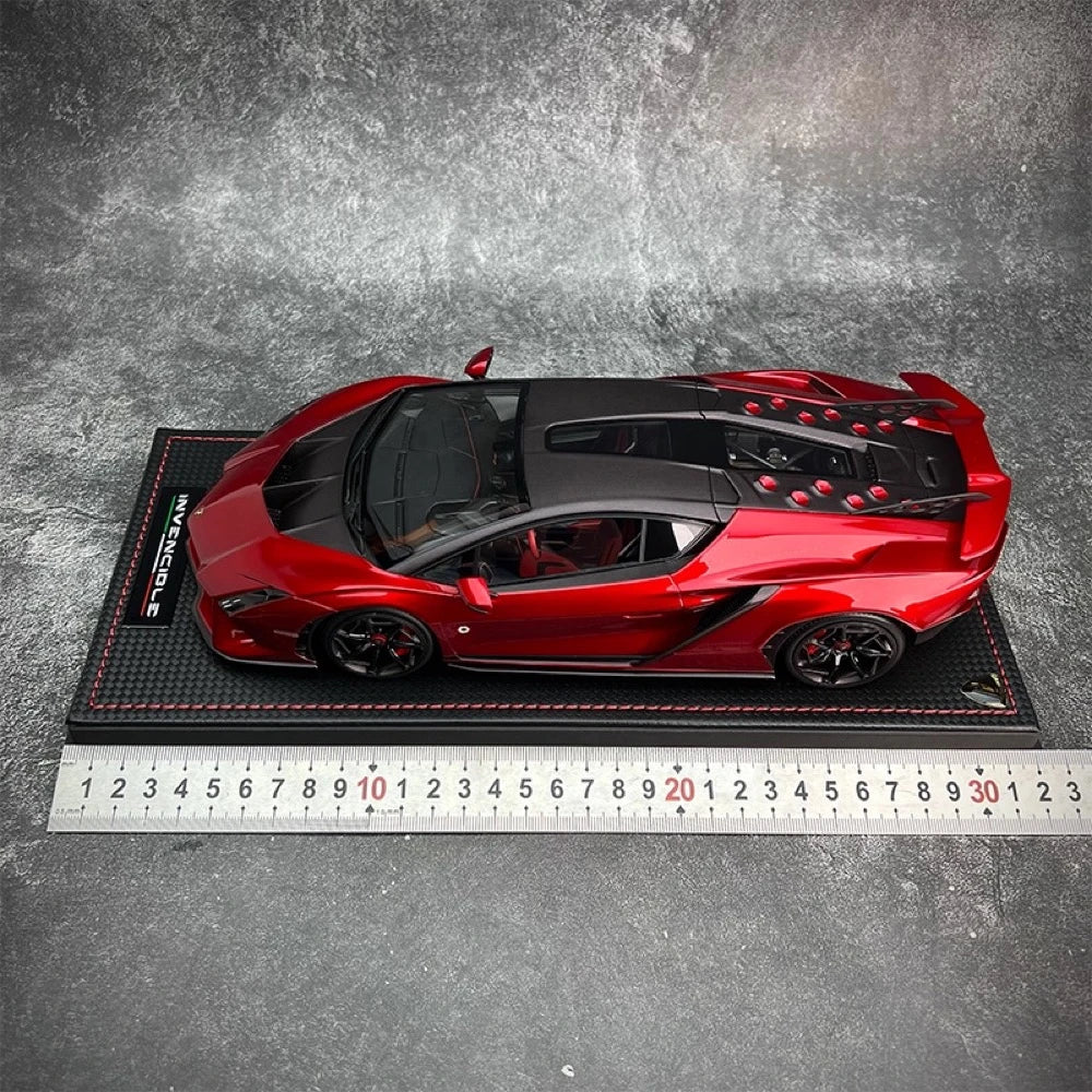 [MR Collection] 1:18 Lamborghini 2023 Invencible Coupe rosso modellino di auto resina