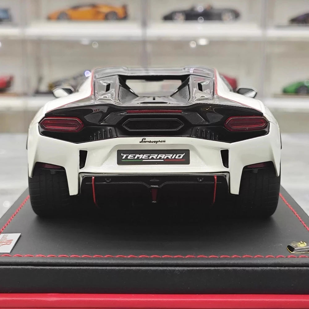[MR Collection] 1:18 Lamborghini 2024 Temerario AP bianco modellino di auto resina