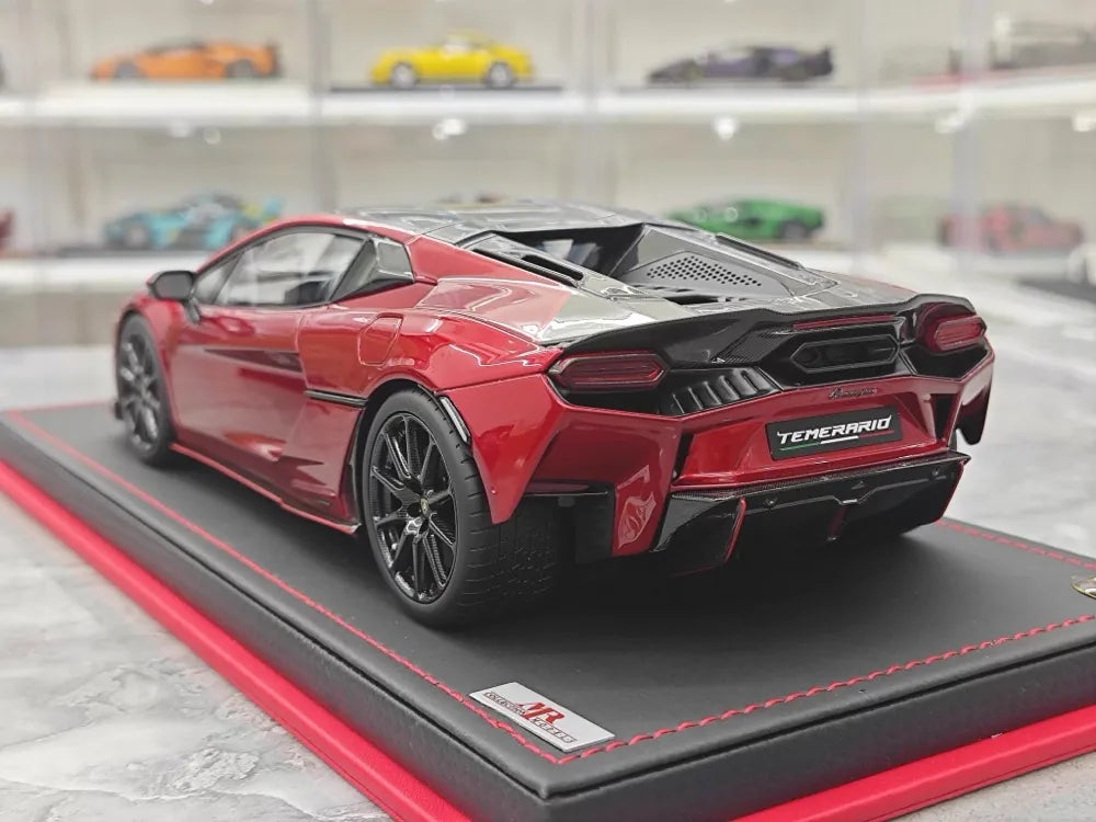 [MR Collection] 1:18 Lamborghini 2024 Temerario rosso modellino di auto resina