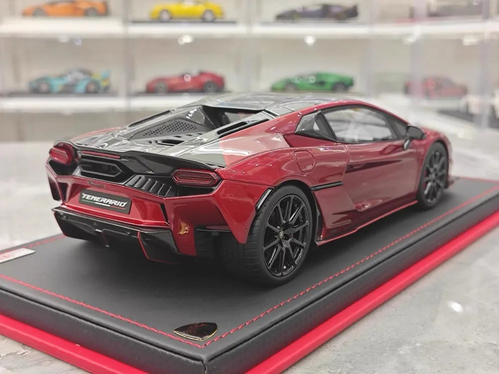 [MR Collection] 1:18 Lamborghini 2024 Temerario rosso modellino di auto resina