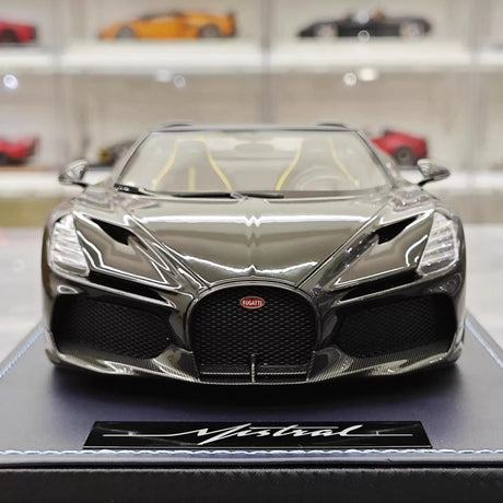 [MR Collection] 1:18 Bugatti W16 Mistral Roadster zwart modelauto Hars