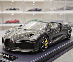 [MR Collection] 1:18 Bugatti W16 Mistral Roadster Black Model Car Resin
