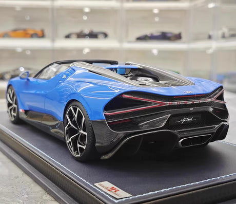 [MR Collection] 1:18 Bugatti W16 Mistral Roadster Blue Model Car Resin