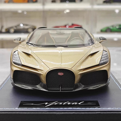 [MR Collection] 1:18 Bugatti W16 Mistral Roadster Gold Model Car Resin