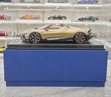[MR Collection] 1:18 Bugatti W16 Mistral Roadster Gold Model Car Resin