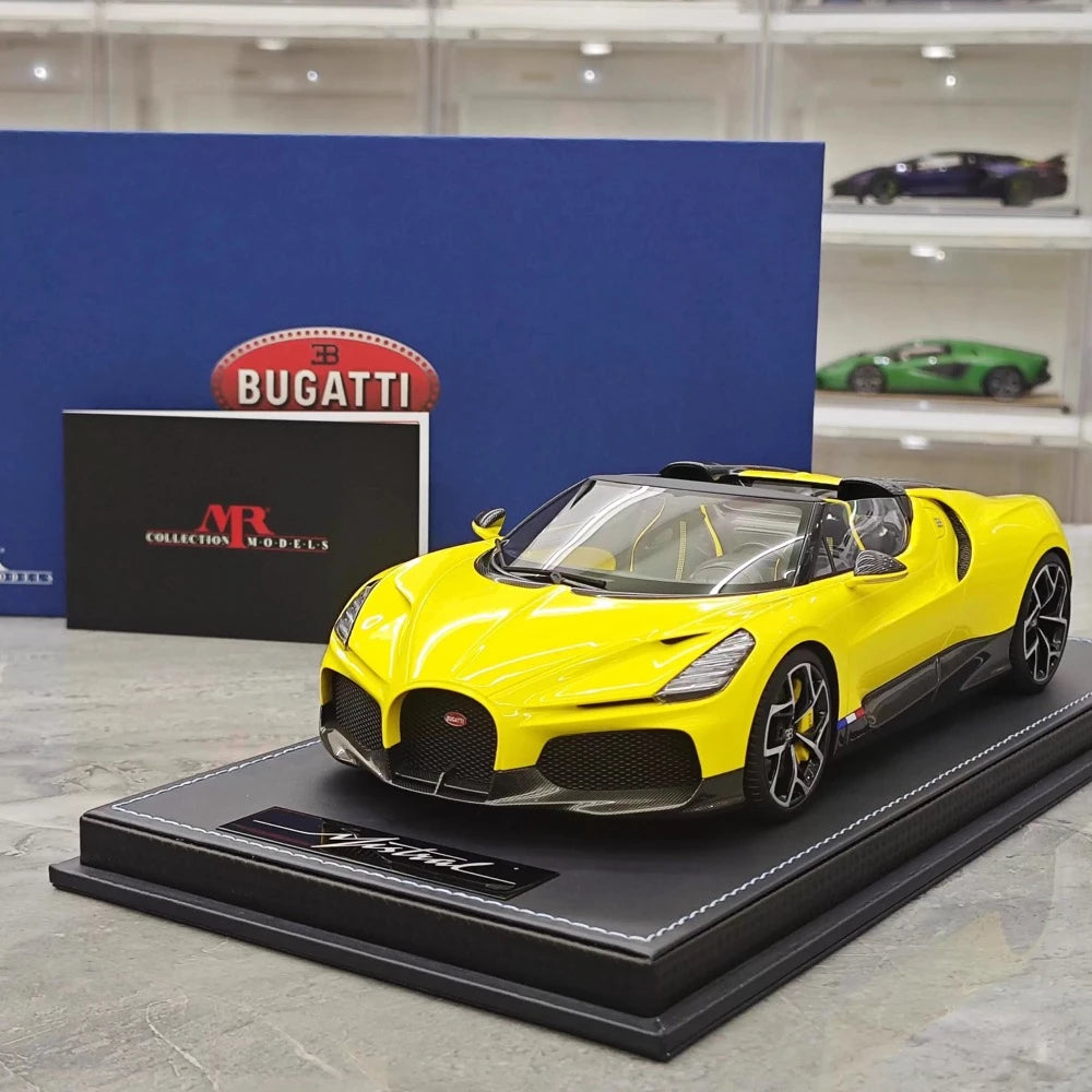 [MR Collection] 1:18 Bugatti W16 Mistral Roadster Yellow Model Car Resin