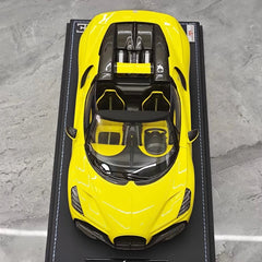 [MR Collection] 1:18 Bugatti W16 Mistral Roadster Yellow Model Car Resin