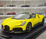 [MR Collection] 1:18 Bugatti W16 Mistral Roadster Yellow Model Car Resin