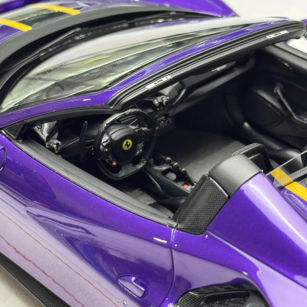 [MR Collection] 1:18 Ferrari 2018 488 Pista viola modellino di auto resina
