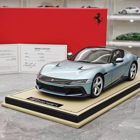 [MR Collection] 1:18 Ferrari 2024 12Cilindri blauw modelauto Hars