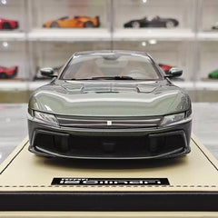 [MR Collection] 1:18 Ferrari 2024 12Cilindri verde modellino di auto resina
