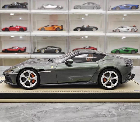 [MR Collection] 1:18 Ferrari 2024 12Cilindri groen modelauto Hars