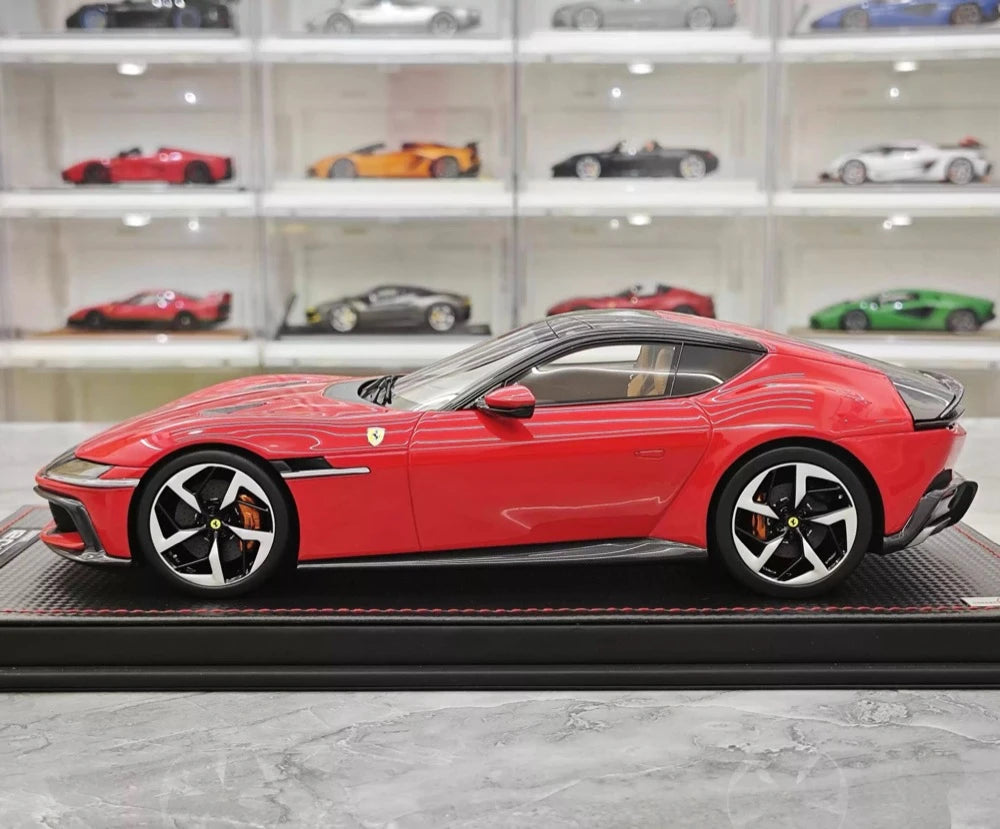 [MR Collection] 1:18 Ferrari 2024 12Cilindri Red Model Car Resin