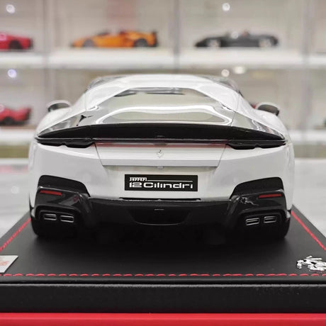 [MR Collection] 1:18 Ferrari 2024 12Cilindri wit modelauto Hars