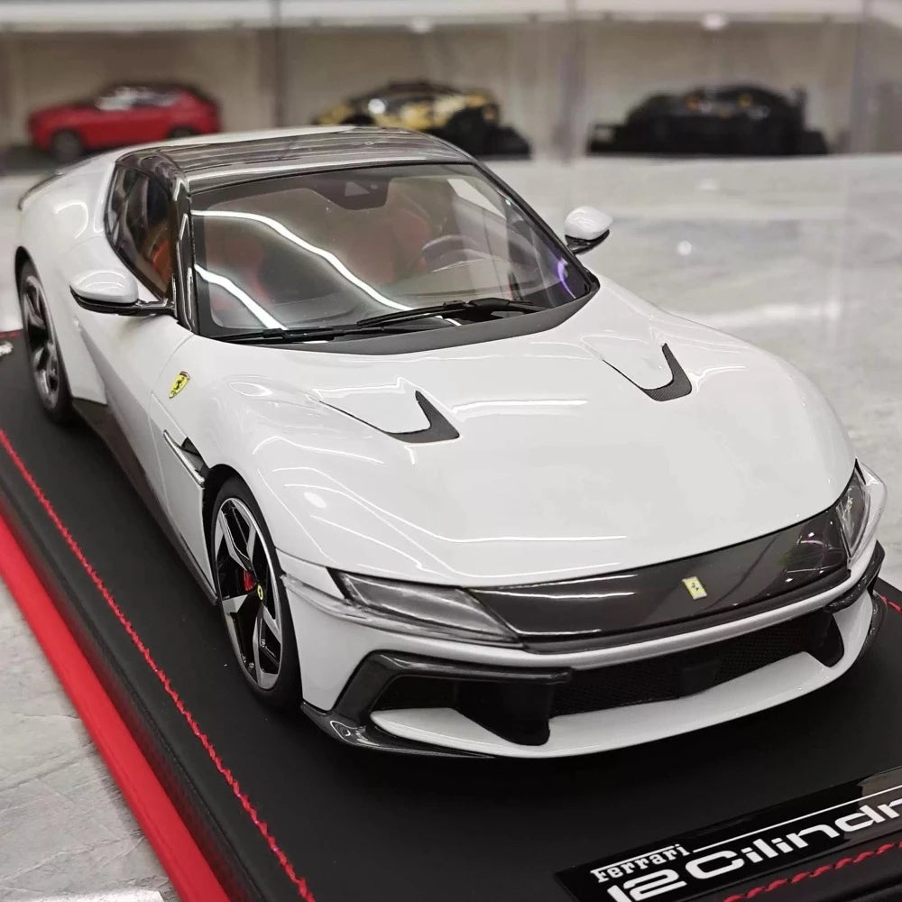 [MR Collection] 1:18 Ferrari 2024 12Cilindri White Model Car Resin