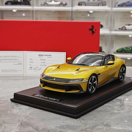 [MR Collection] 1:18 Ferrari 2024 12Cilindri geel modelauto Hars