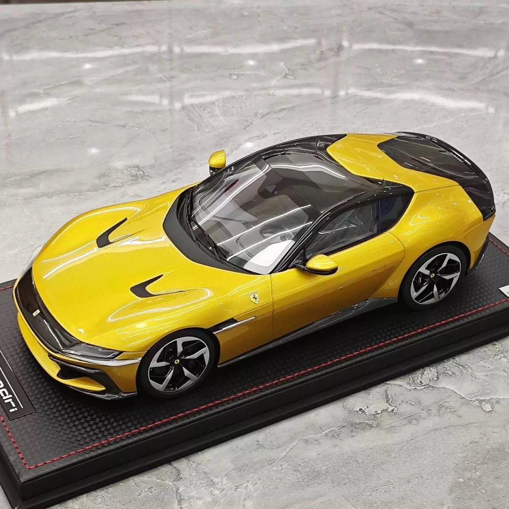 [MR collection] 1:18 Ferrari 2024 12Cilindri jaune voiture miniature Resin