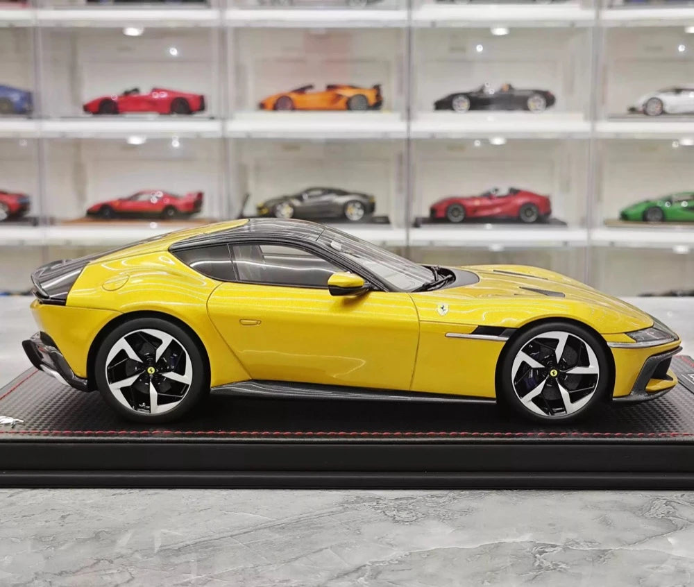 [MR collection] 1:18 Ferrari 2024 12Cilindri jaune voiture miniature Resin