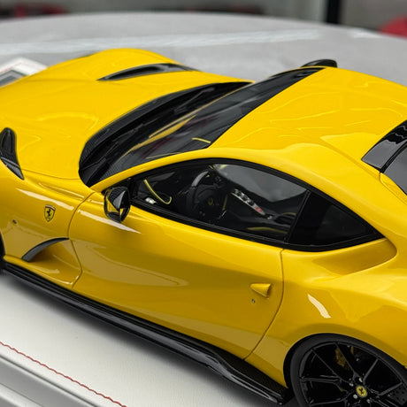 MW Model Ferrari 2017 812 Superfast Novitec Yellow 1:18 – Collectible Resin Model Resin