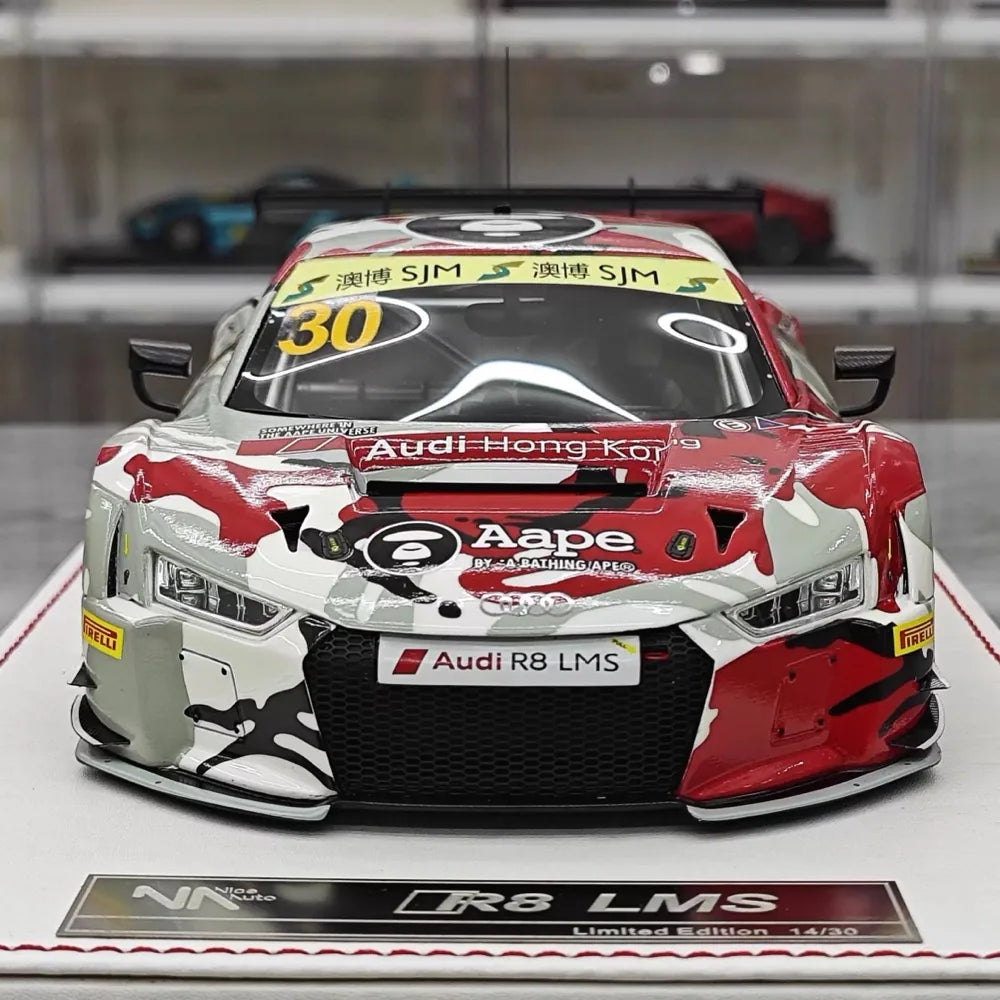 [NA] 1:18 Audi 2015 R8 LMS Macau GT Cup #30 M.Lee Resin Limited