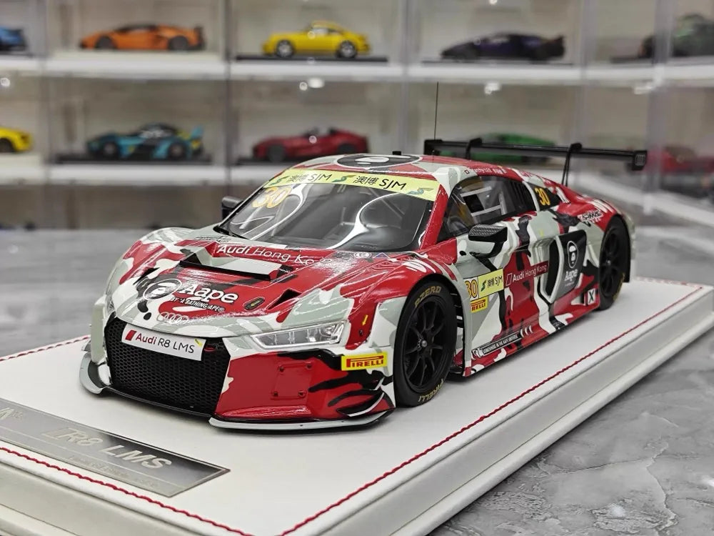 [NA] 1:18 Audi 2015 R8 LMS Macau GT Cup #30 M.Lee Resin Limited