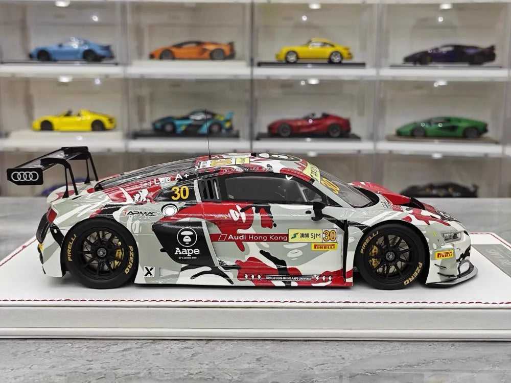 [NA] 1:18 Audi 2015 R8 LMS Macau GT Cup #30 M.Lee Resin Limited