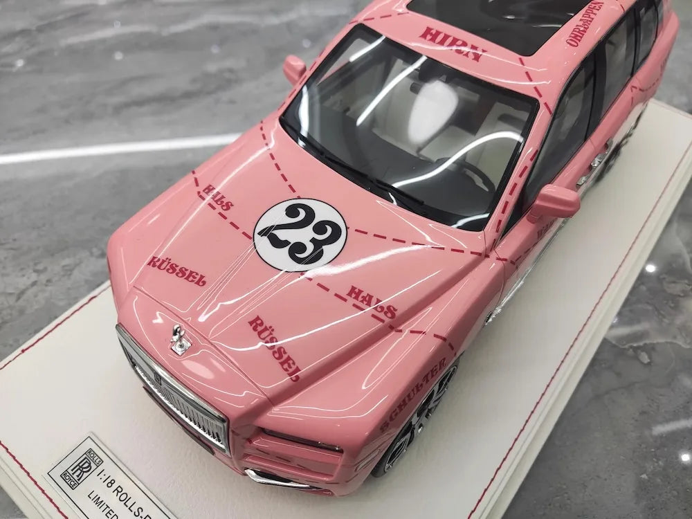 [NCM] 1:18 Rolls-Royce 2018 Cullinan Pink Pig Model Car Resin