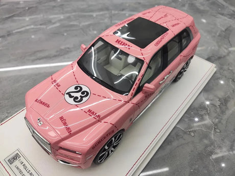 [NCM] 1:18 Rolls-Royce 2018 Cullinan Pink Pig Model Car Resin